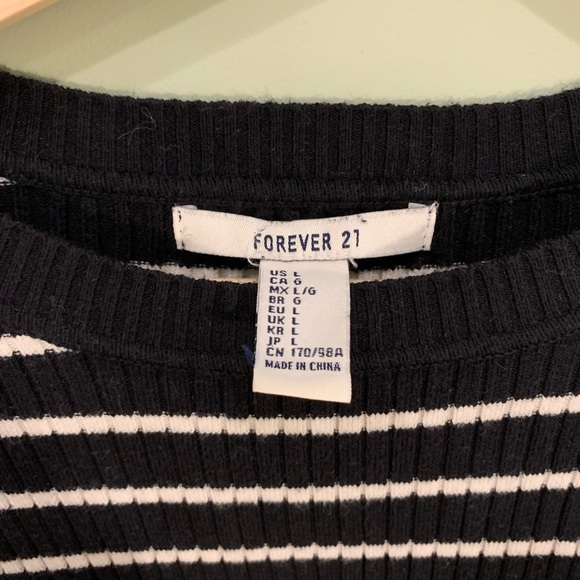 FOREVER 21 Striped dress🌟 - Picture 5 of 5